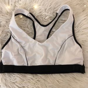 yoga sports bra